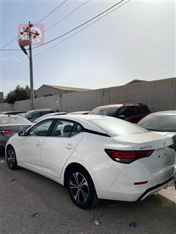 نيسان سنترا